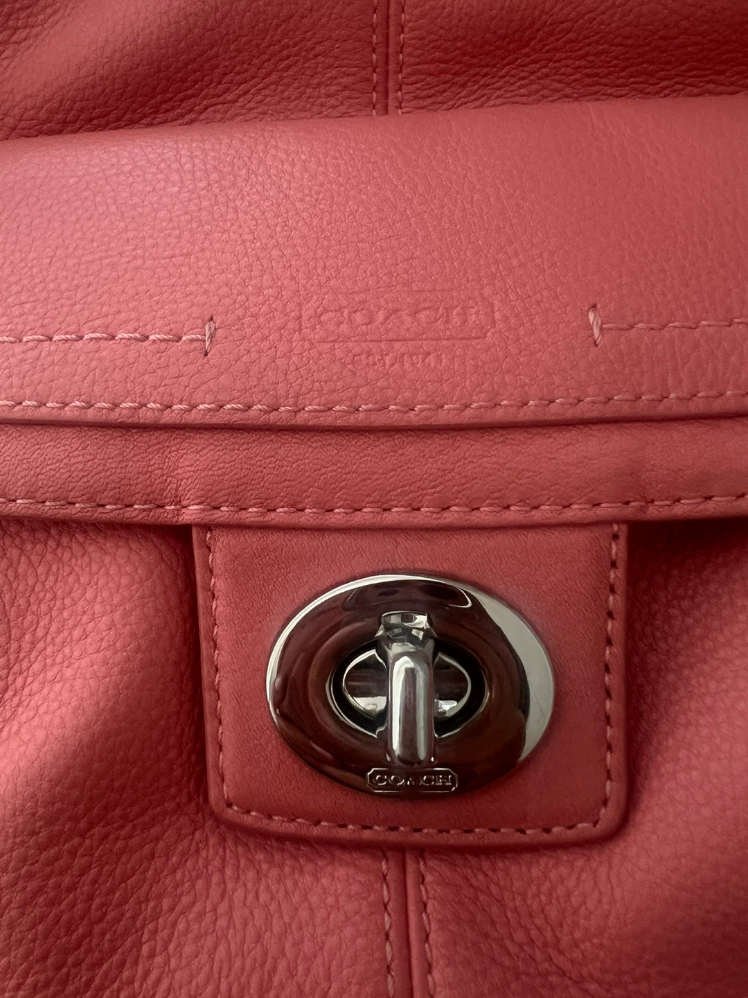 Coach Coral Leather Tote Handbag - photo 3