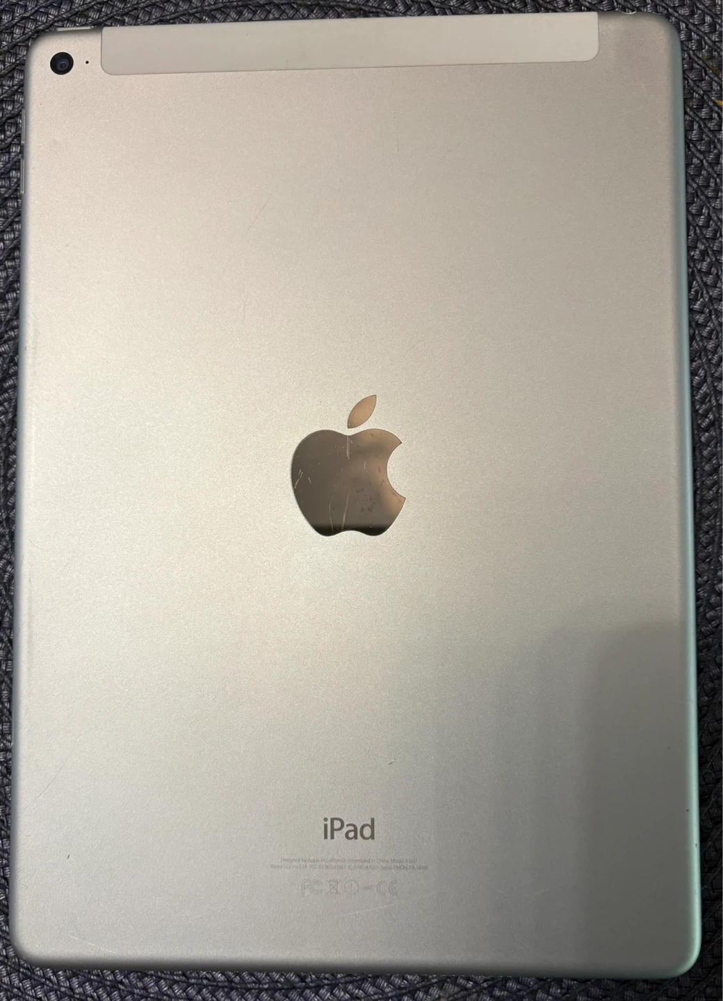 Apple iPad Air + Cellular selling as is.. ⚽️ - photo 2