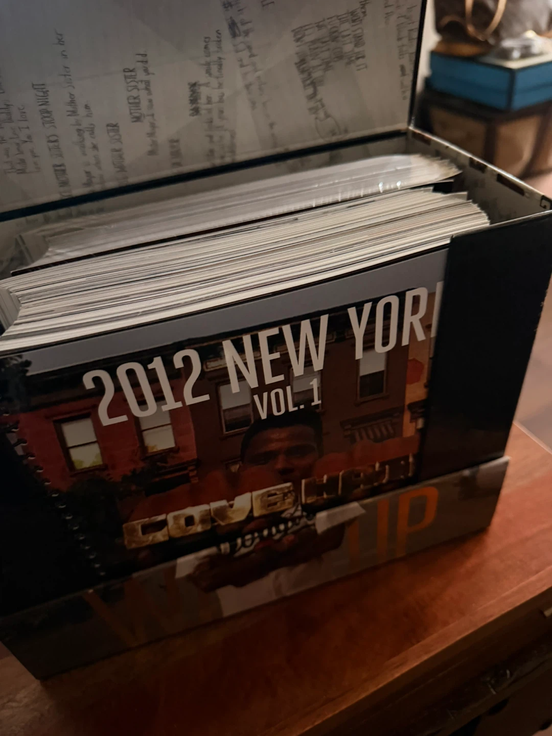 Le Book 2012 “Do The Right Thing” Spike Lee Box, Stock Photo - photo 4