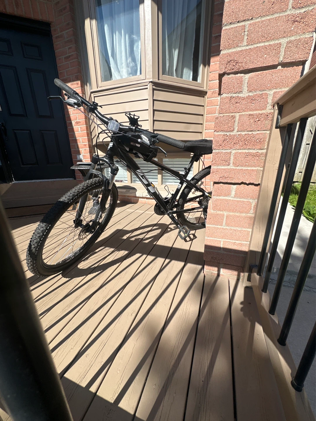 GT Aggressor Mountain Bike - photo 3
