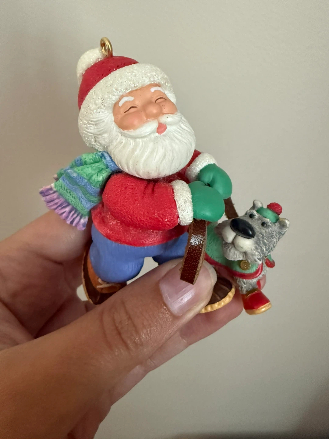 ⚽️ Hallmark 2000 Santa and Dog Christmas Ornament
