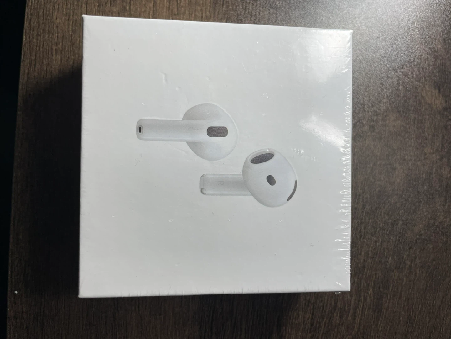 Apple AirPods Pro (4  Gen) with Active Noise Cancellation