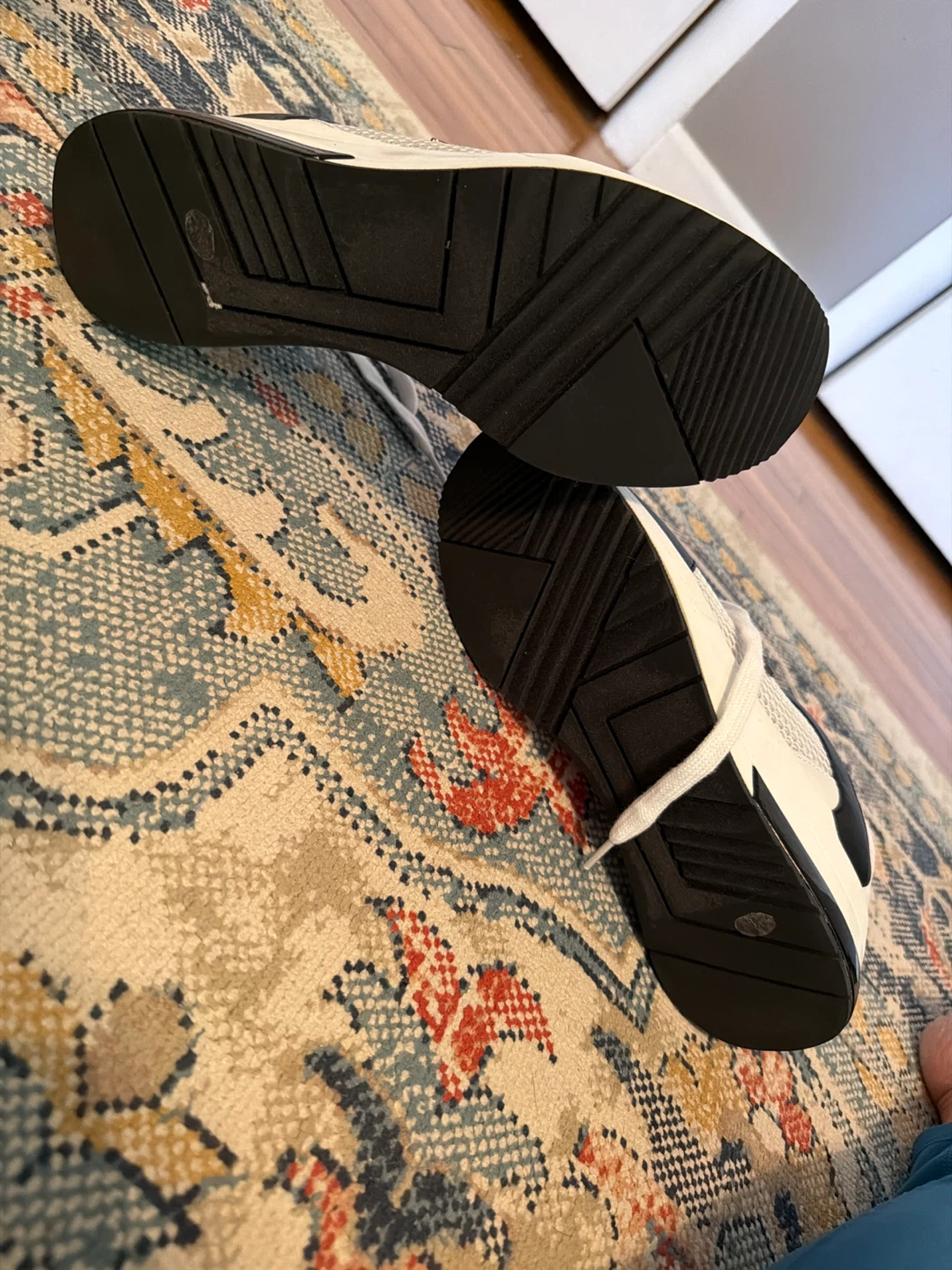 Guess Women's Sneakers - photo 4