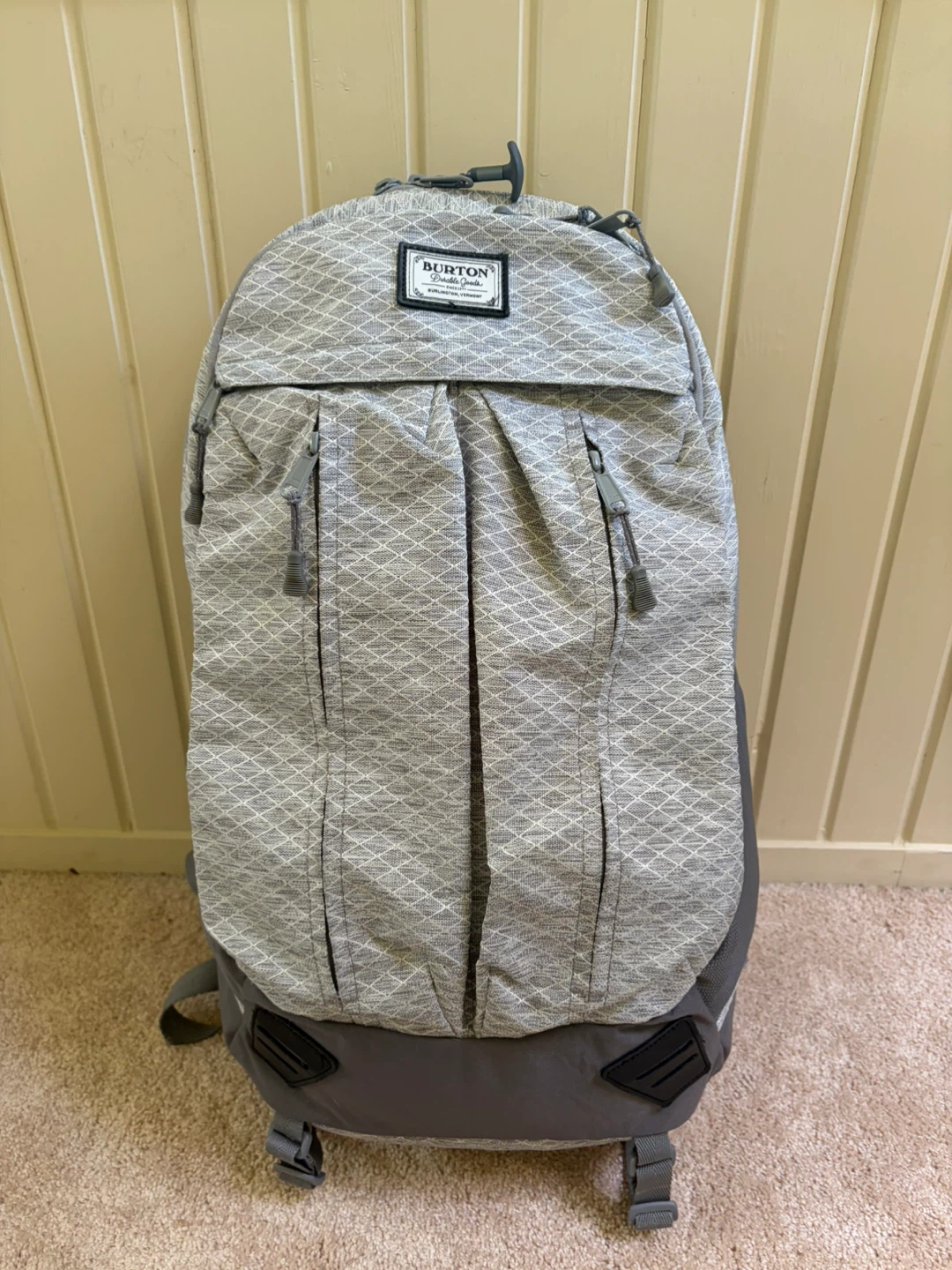 BURTON Backpack – Excellent Condition