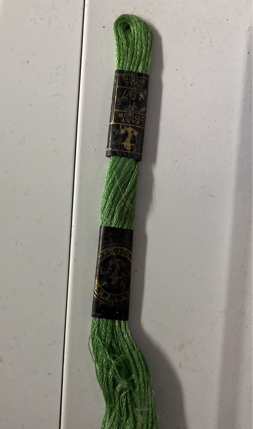⚽️DMC Embroidery Floss - Green