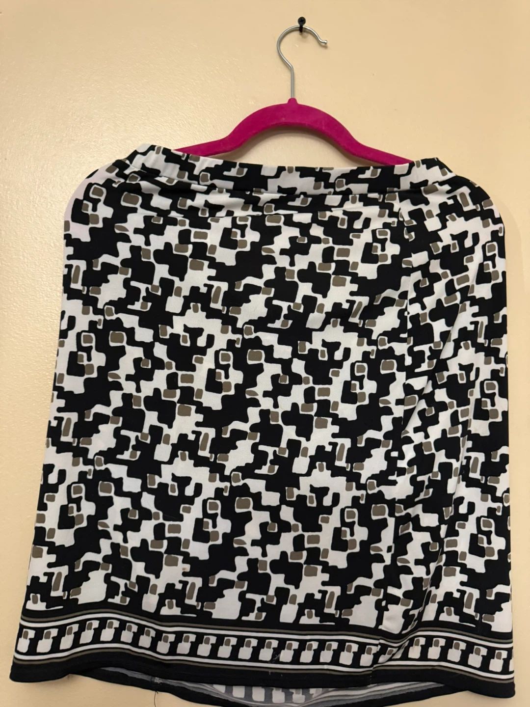 Max Studio Skirt Women’s Large - photo 3
