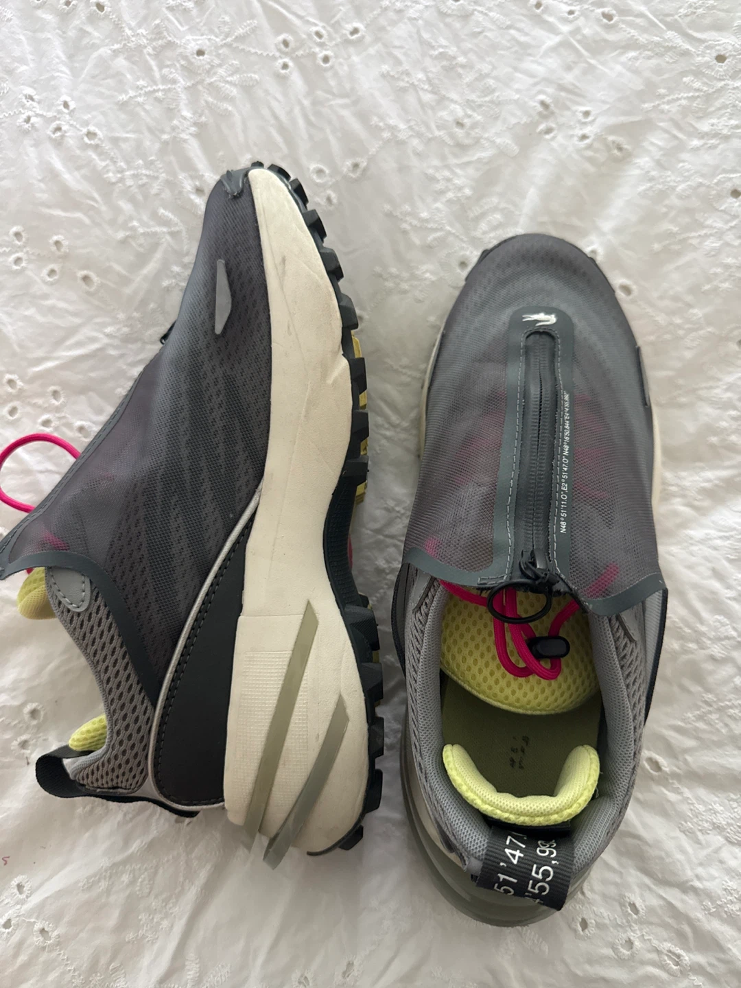 Lacoste Men's Trail Running Shoes Size 8.5 - photo 2