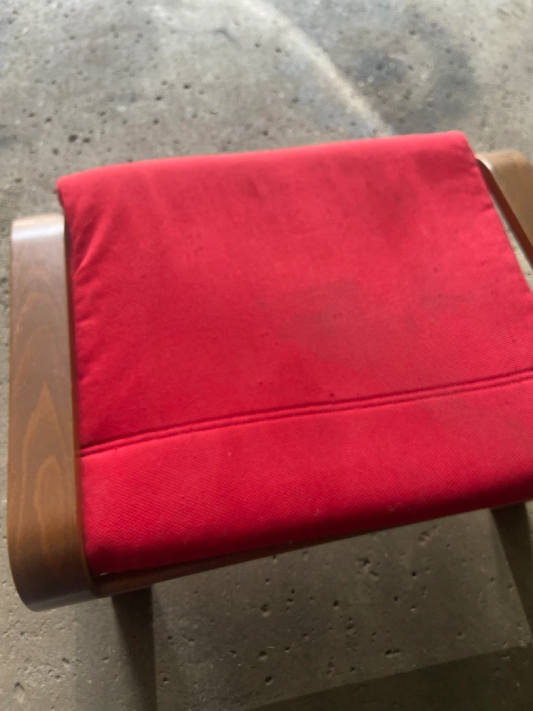 Red Lounge Chair with Ottoman - photo 3