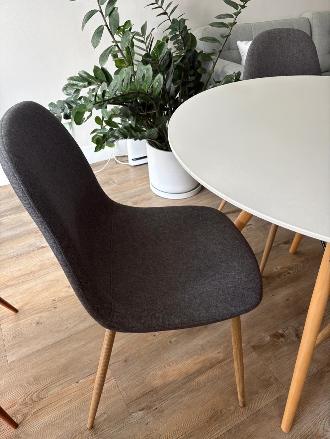 Dining set and 4 chairs