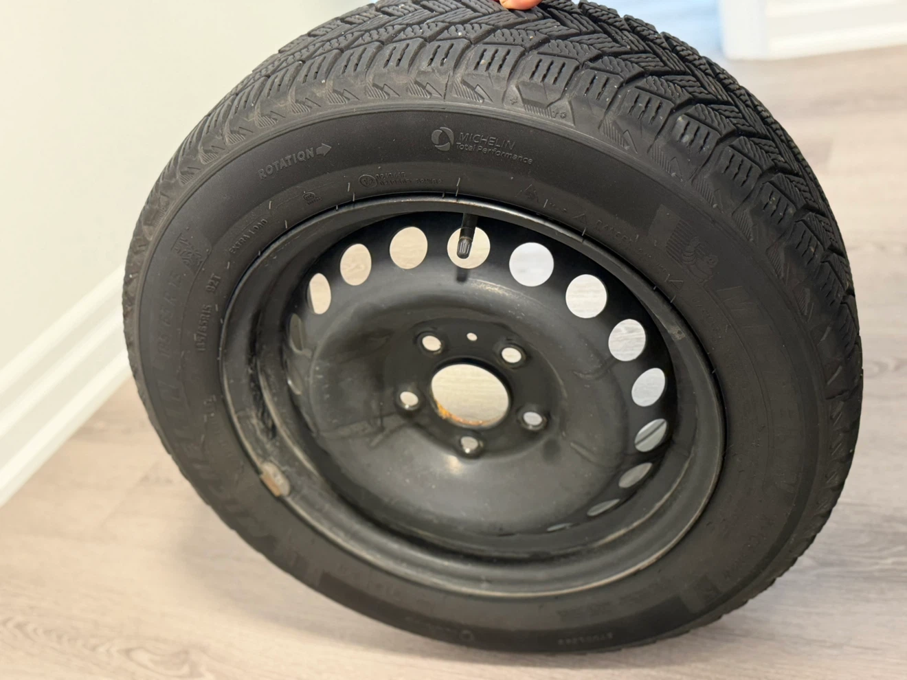 Michelin Winter Tire 185/65 R 15 - photo 3
