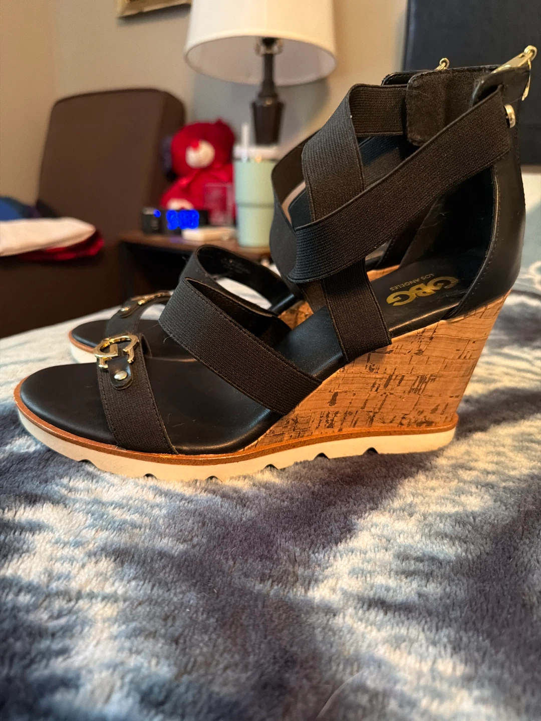 BCBG Black Wedge Sandals - photo 2