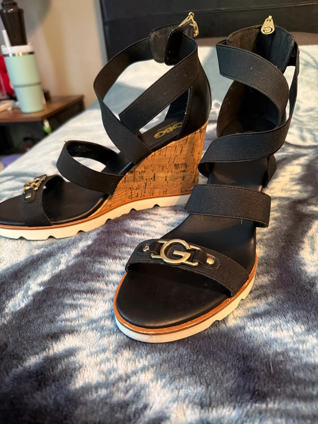 BCBG Black Wedge Sandals - photo 3