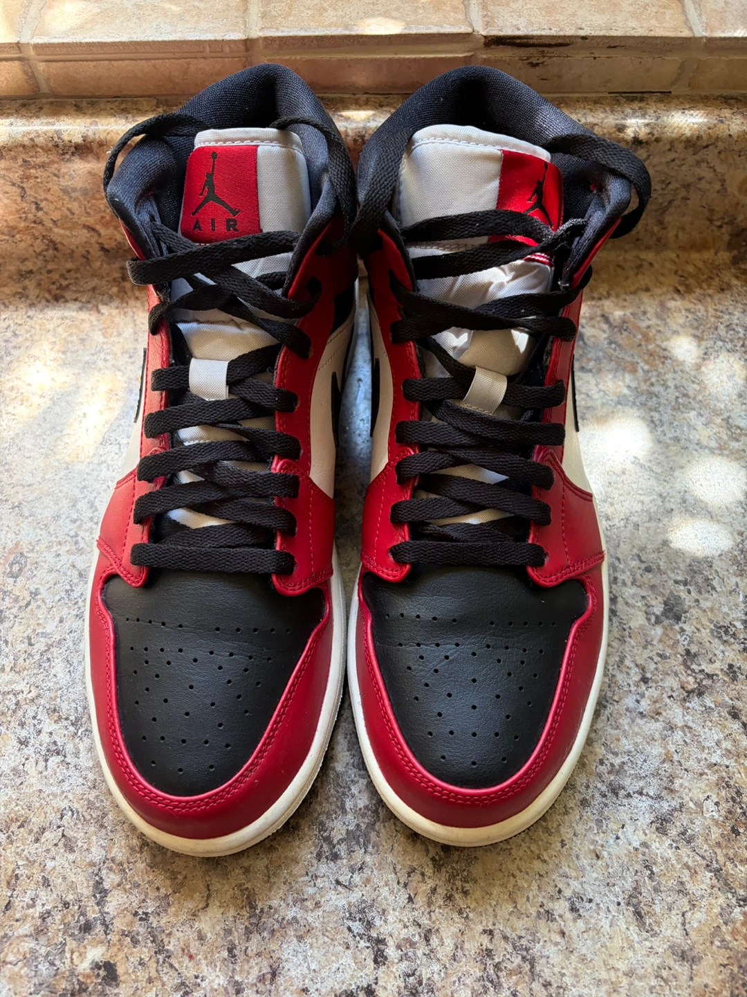 Air Jordan 1 Mid Sneakers - photo 4