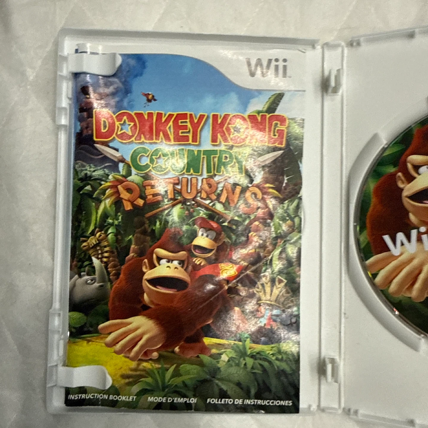Nintendo Wii Donkey Kong Country Returns Game - photo 2