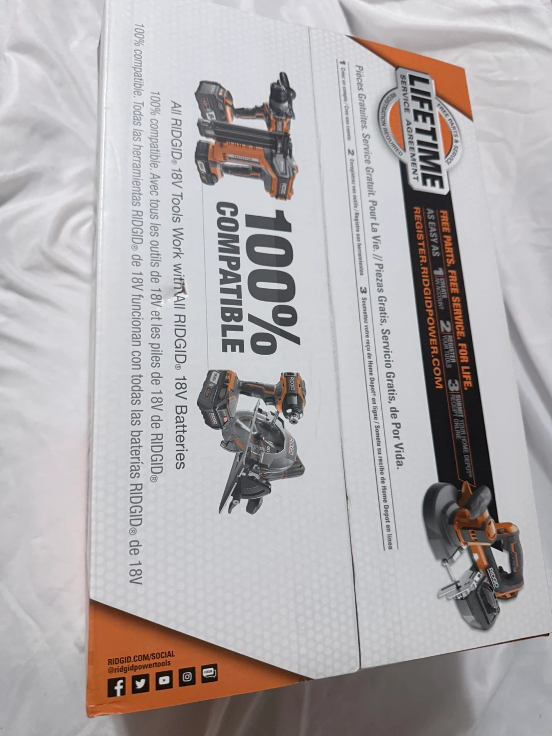 BNIB RIDGID 18V Compact Band Saw R8604B - photo 4