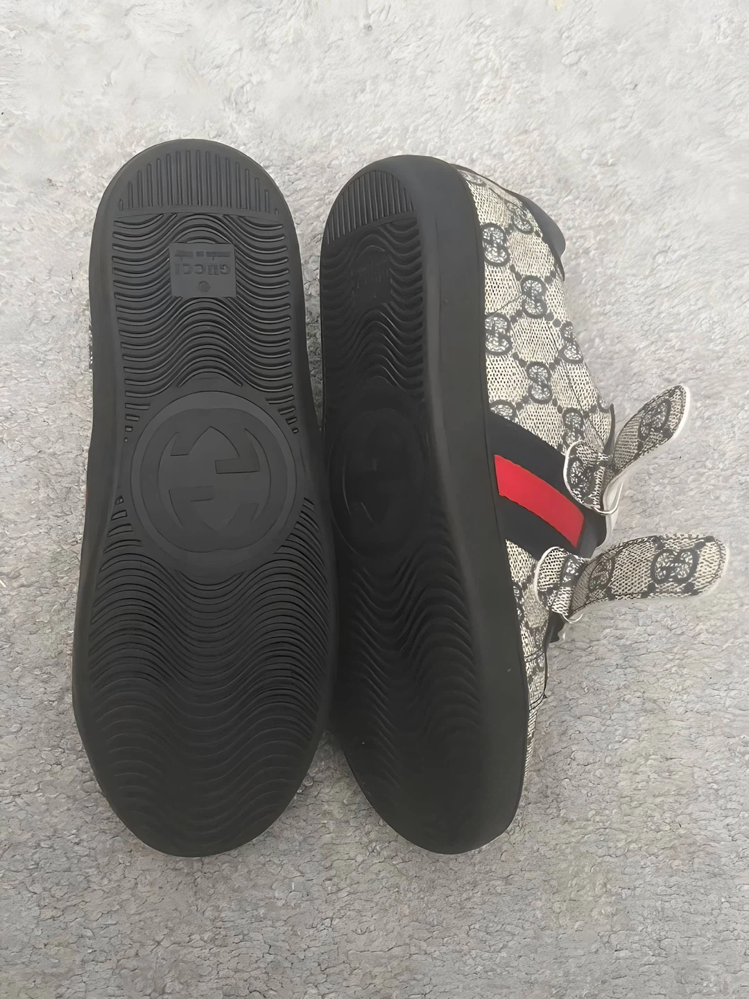 Kids Gucci Ace GG Supreme Shoes - photo 5