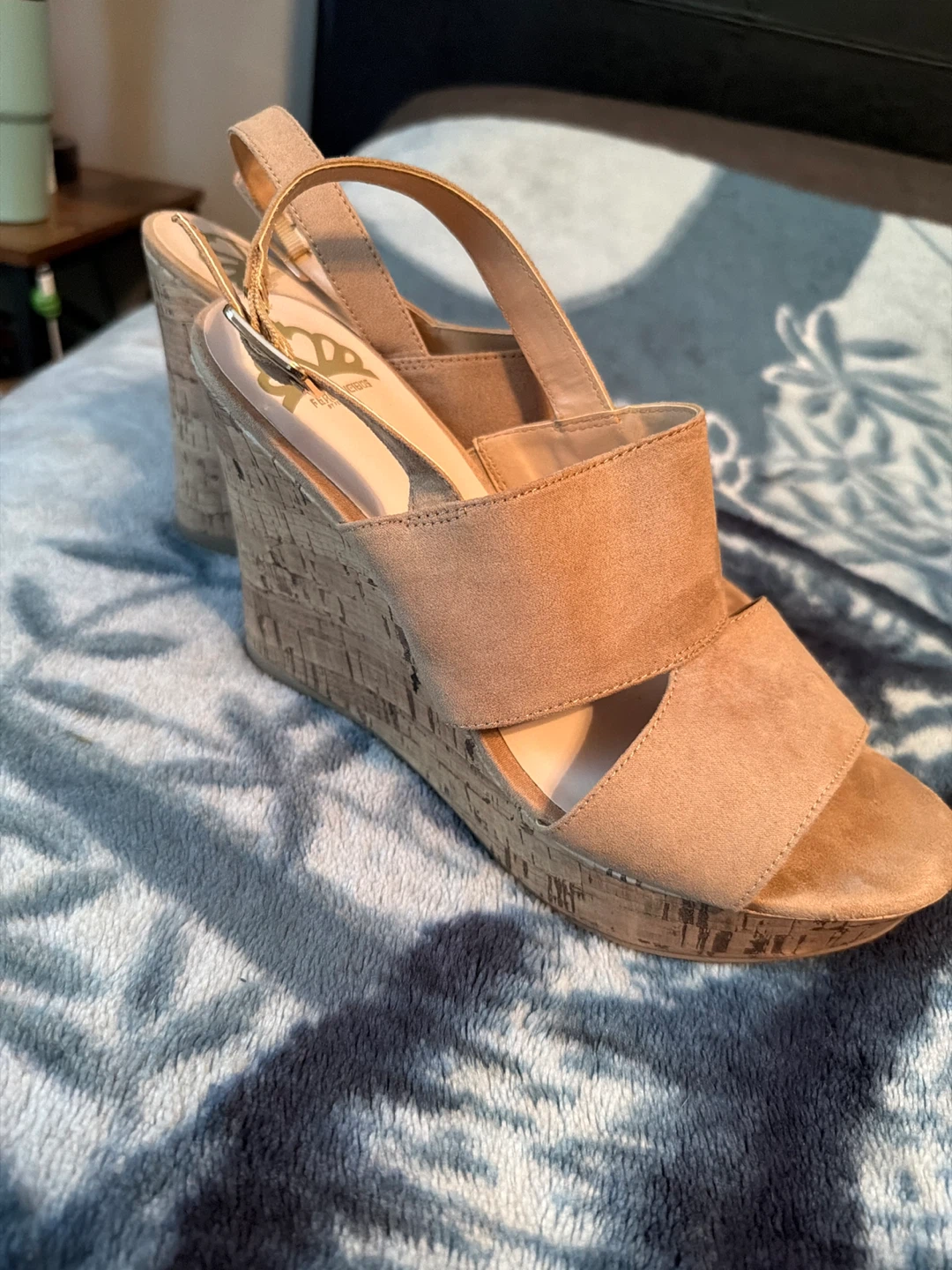 Fergalicious Women's Tan Suede Wedge Sandals - photo 3