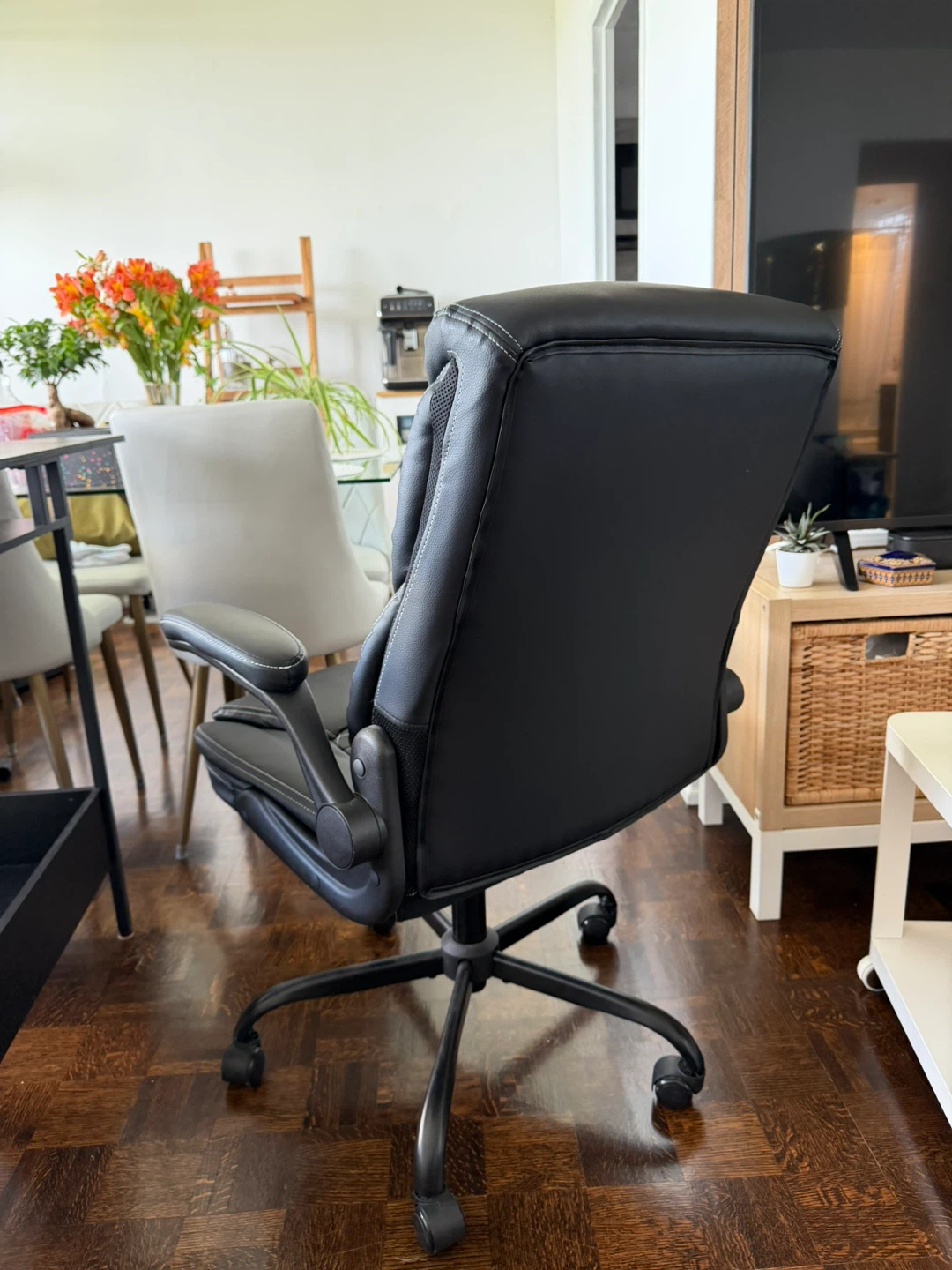 Black Faux Leather Executive Office Chair - photo 4