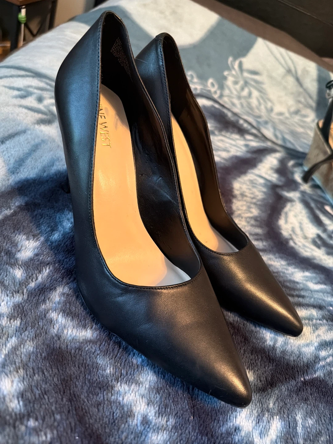 Nine West Black Leather Pointed Toe Heels - photo 4