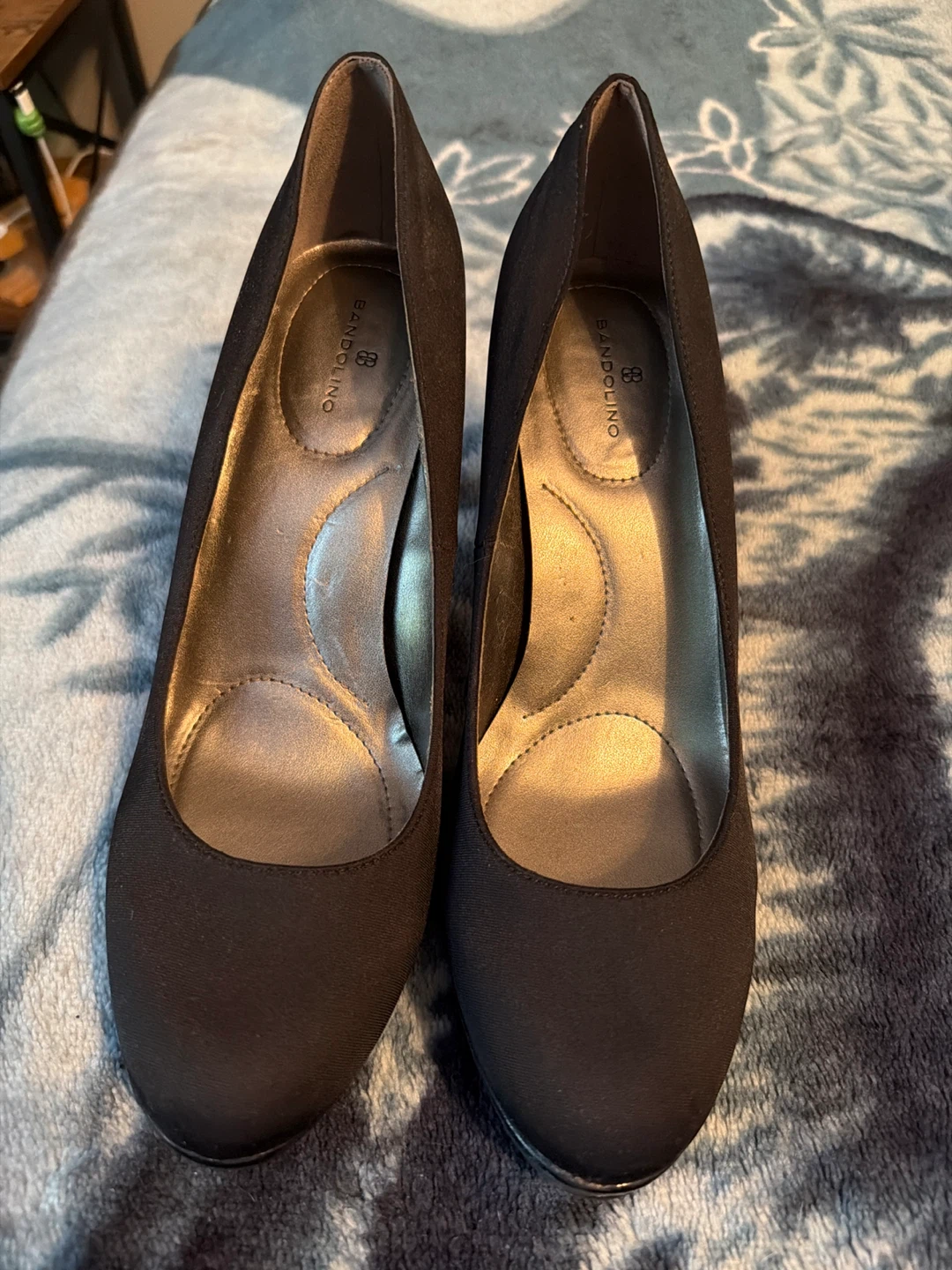 Bandolino Black Fabric Heels - photo 4