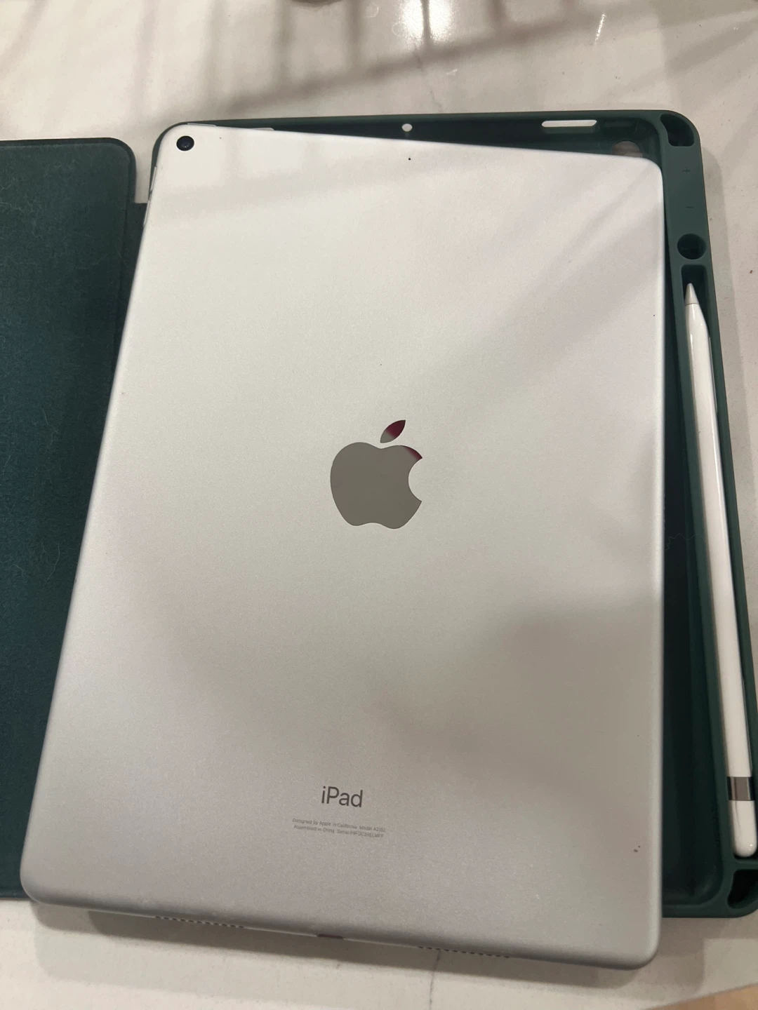 Apple iPad Air 3 with Apple Pencil and Case - photo 3