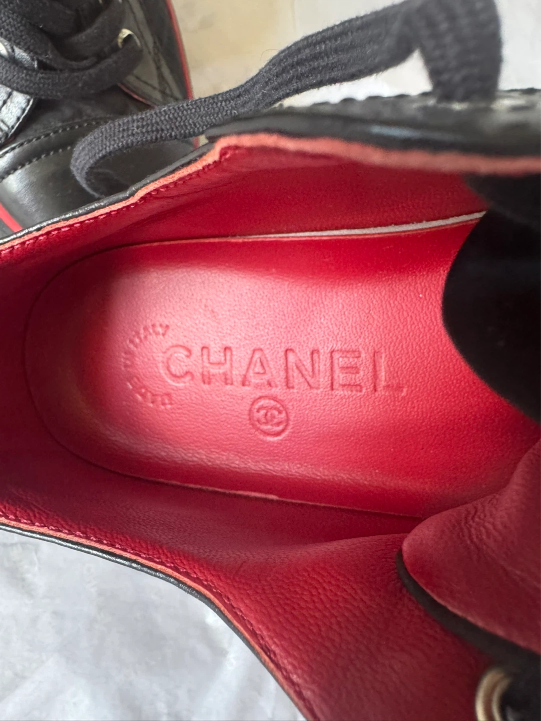 ⚽️CHANEL Black Quilted Sneakers - Size 35 - photo 5
