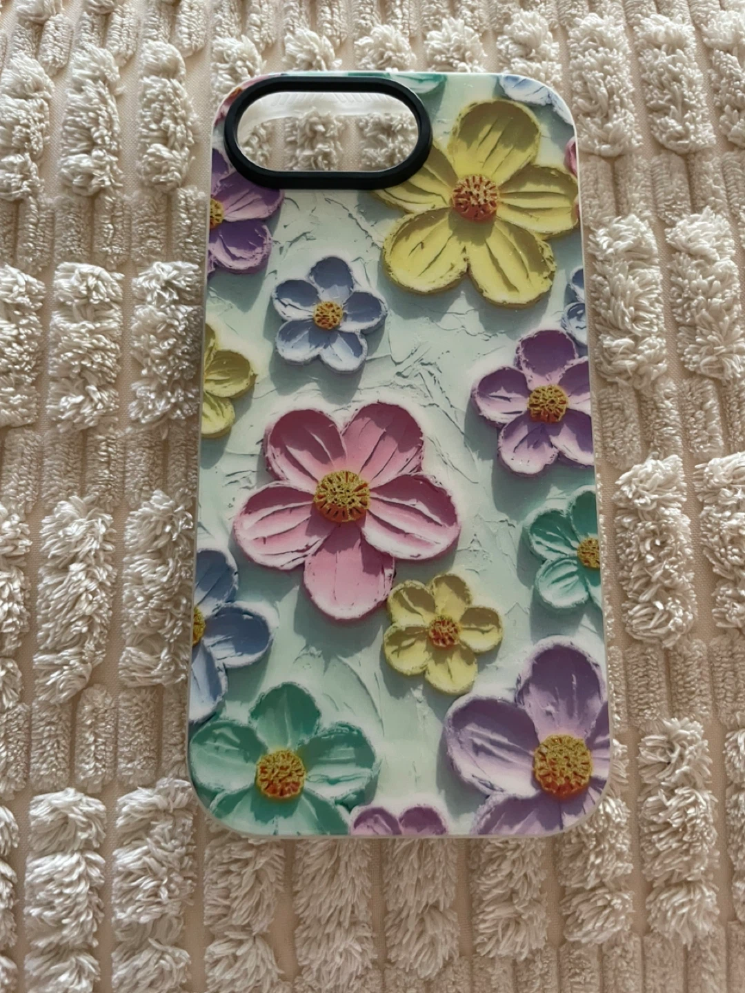 iPhone Case with Raised Flowers Design - photo 3