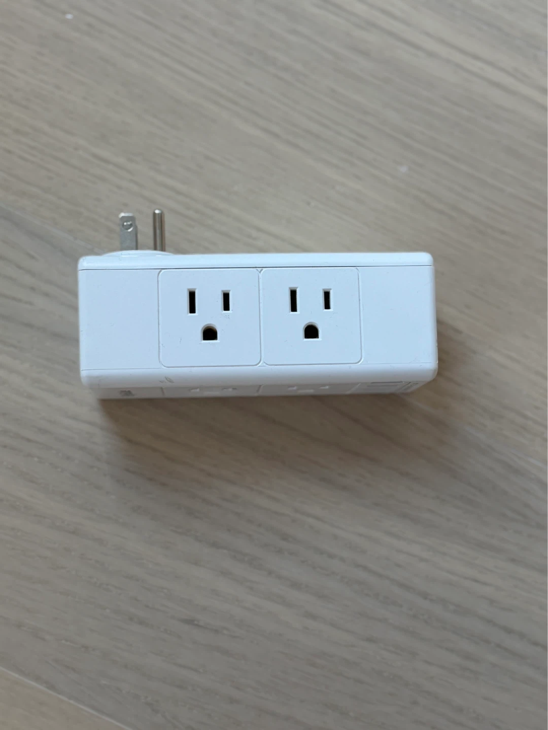 Wall Plug Extender with 2 AC Outlets and 3 USB Ports
