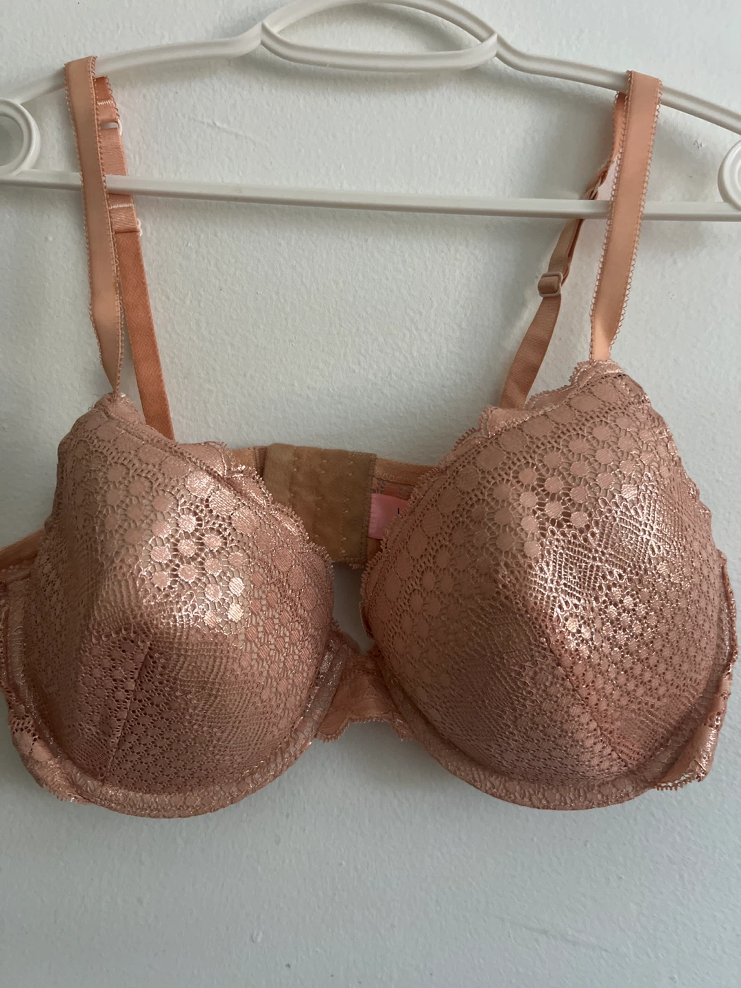 ⚽️Women's Pink Lace Bra 38C