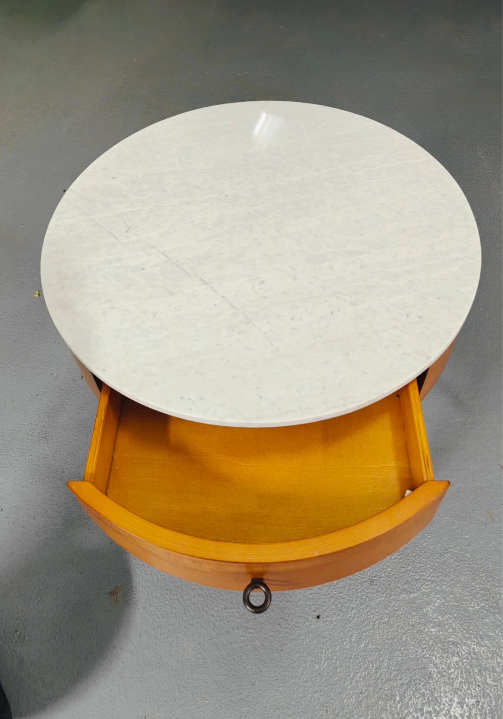 🔥West Elm🔥Round Side Table with a marble top and drawer - photo 2