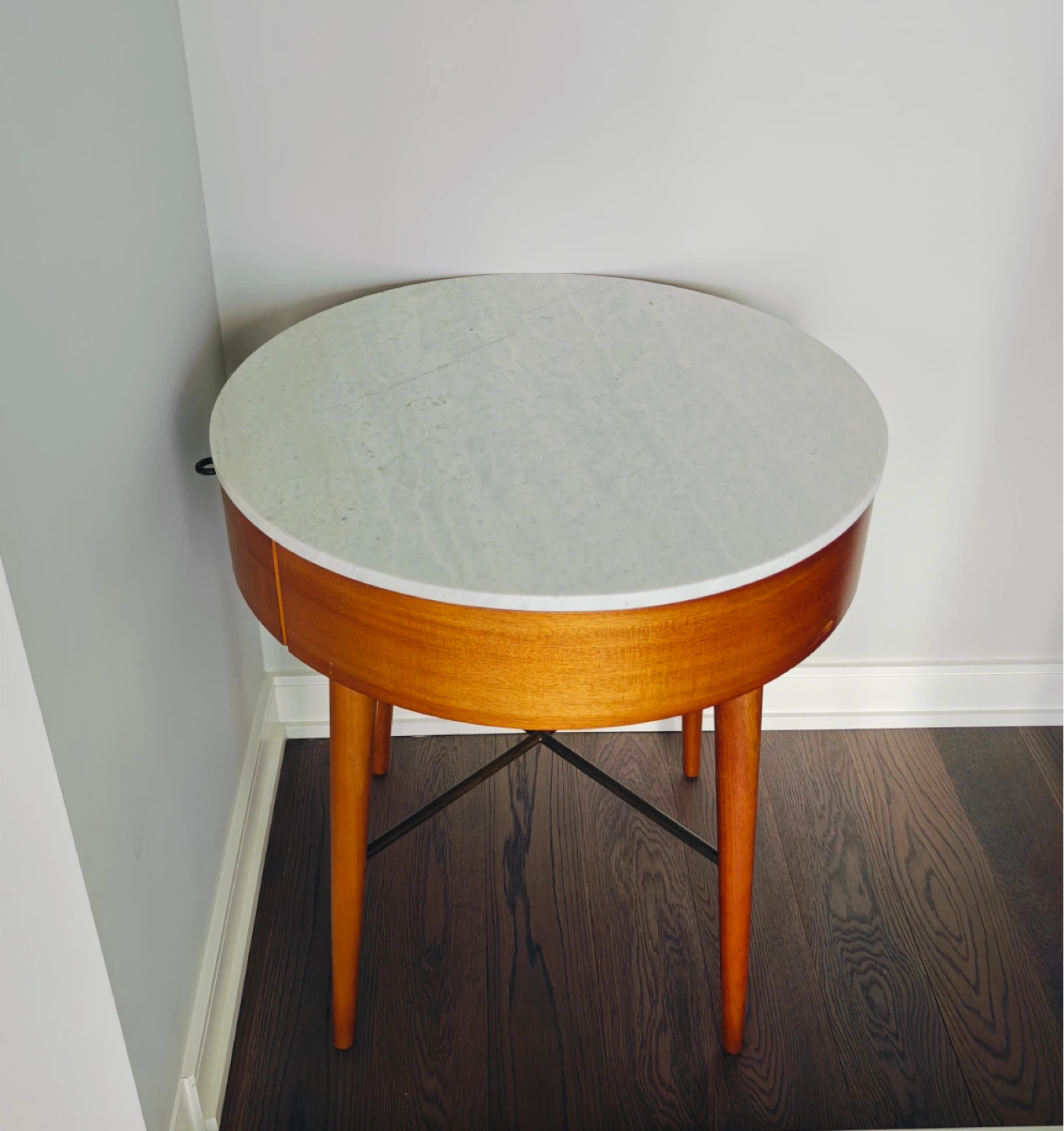 🔥West Elm🔥Round Side Table with a marble top and drawer - photo 3
