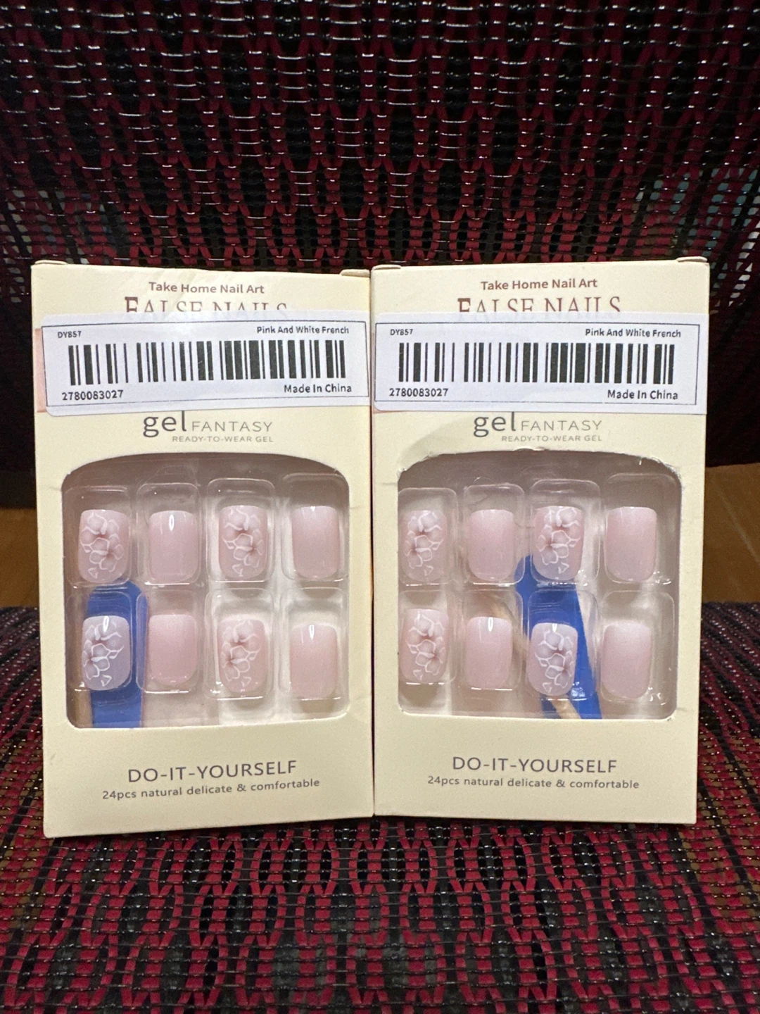 ⚽️ Gel Fantasy Pink And White French False Nails