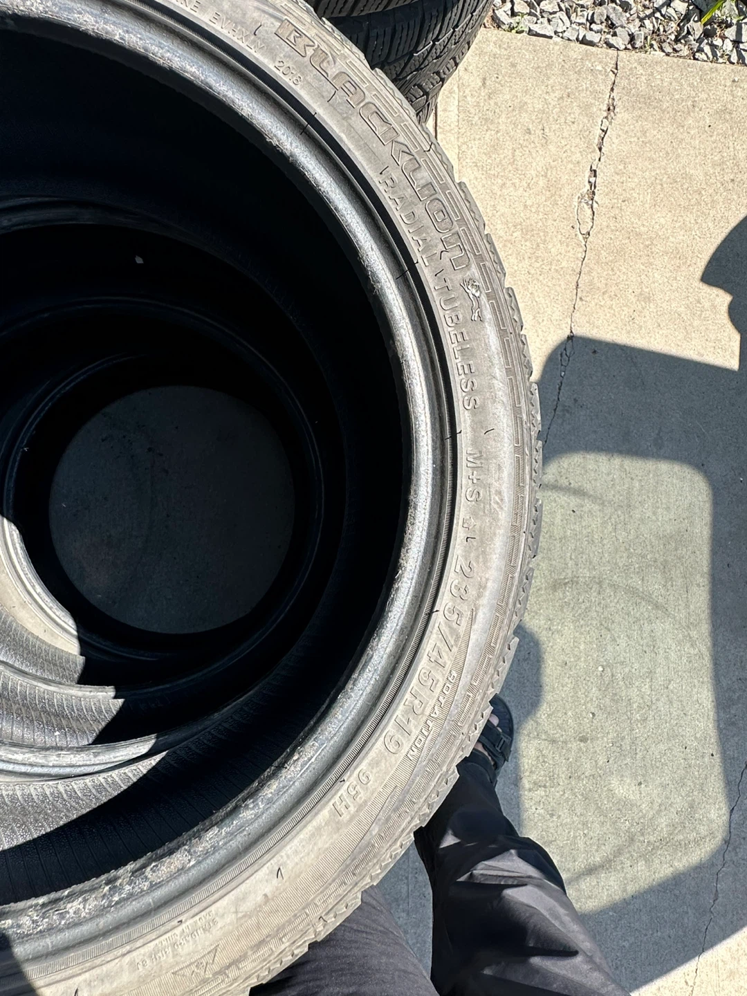 4: Tires Size 235/45R19 - photo 5