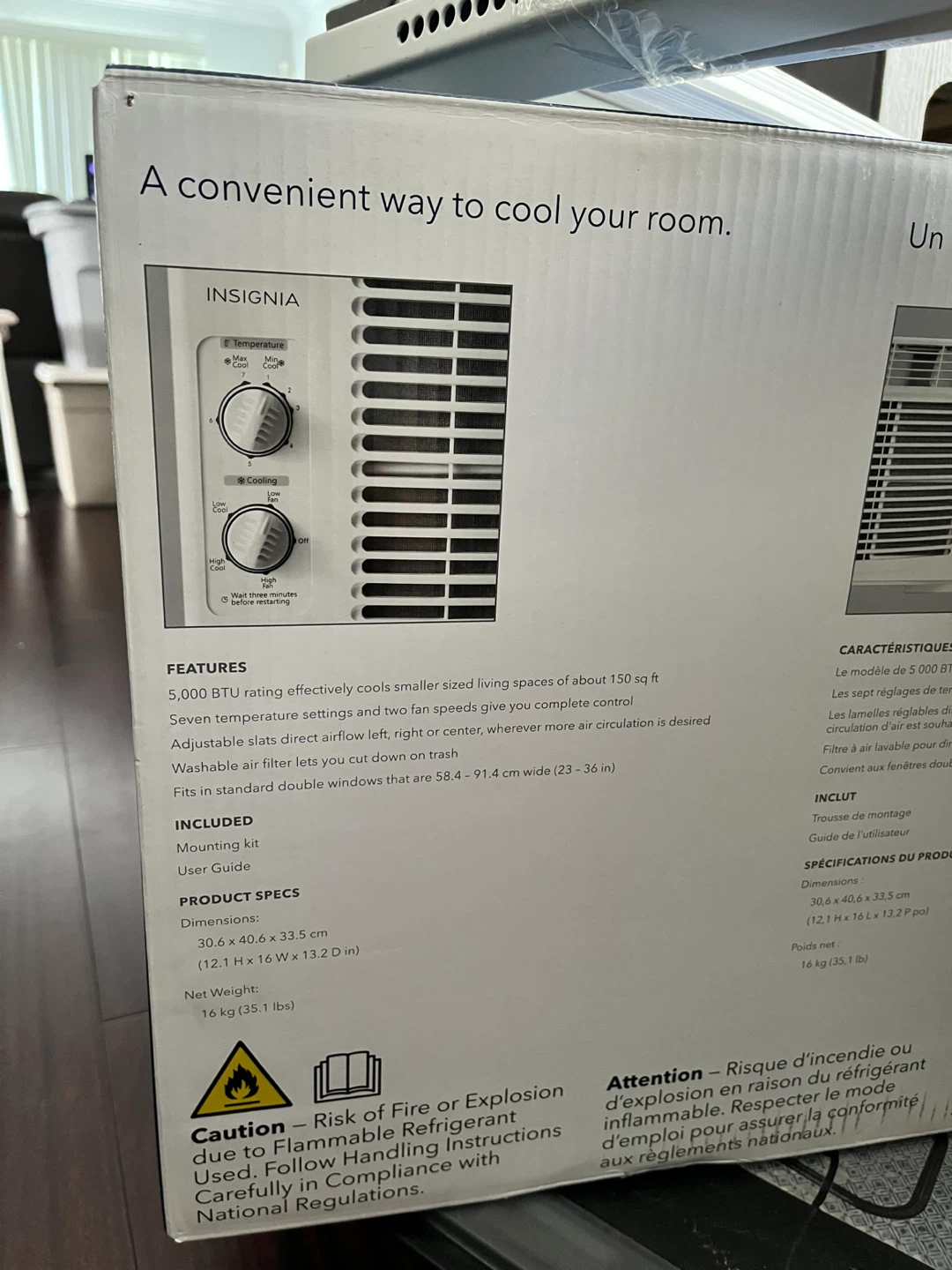 Insignia Window Air Conditioner - Like New + Support Bracket - photo 4