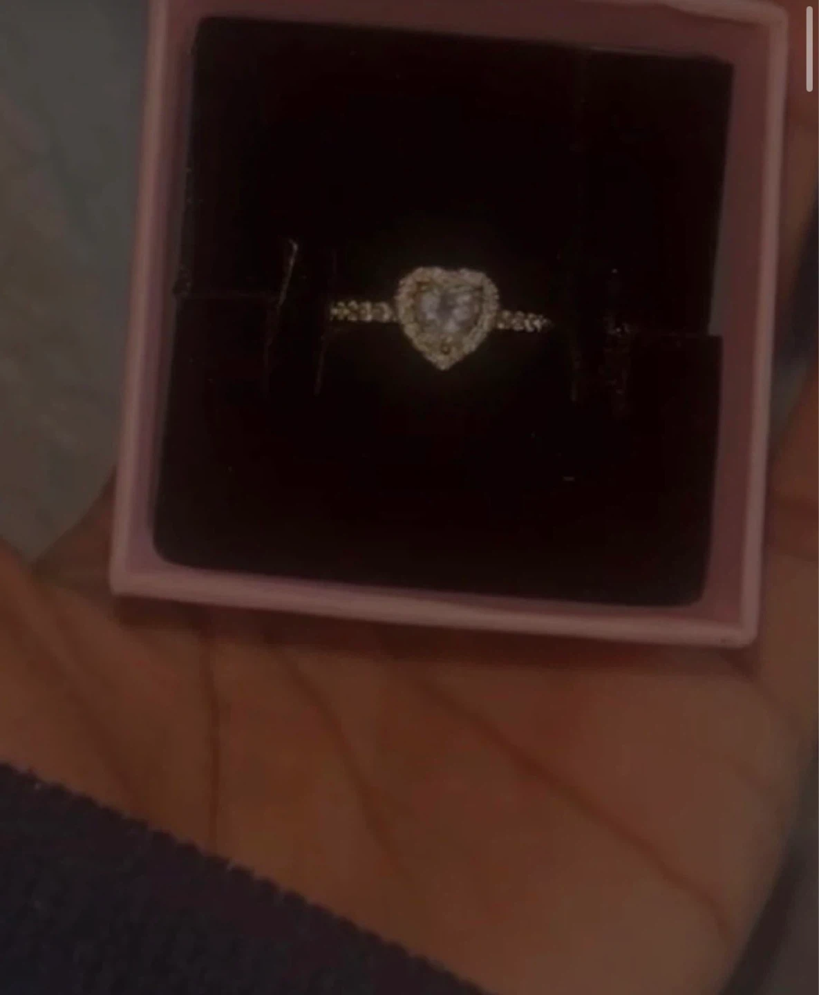Pandora Heart Ring and blue glitter flowers - photo 2