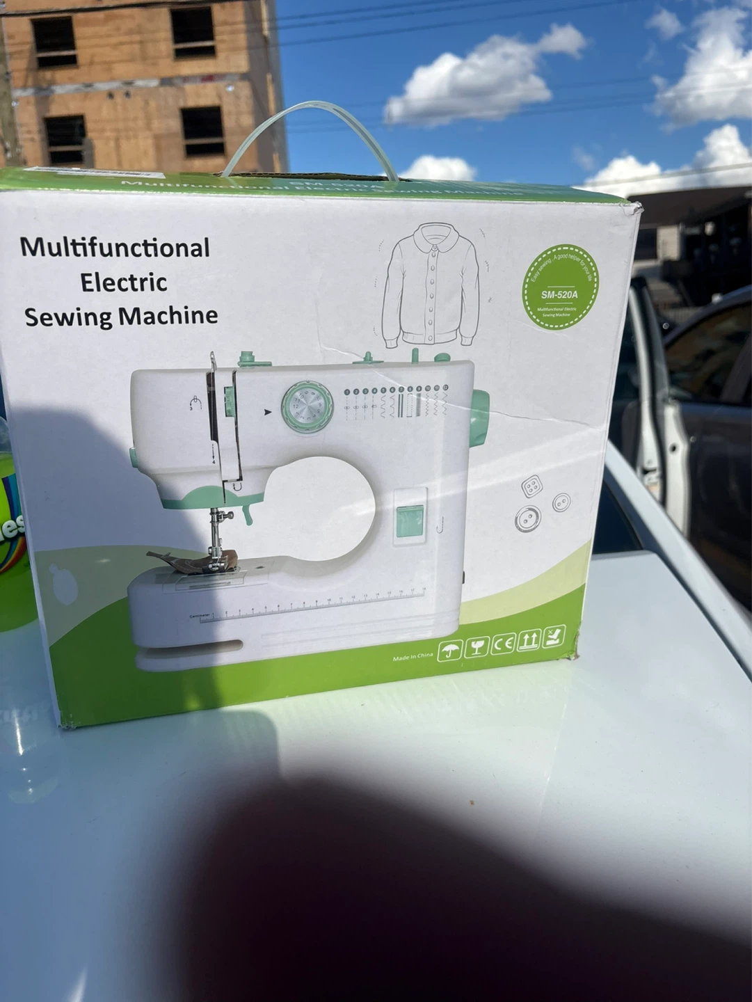 Multifunctional Electric Sewing Machine SM-520A