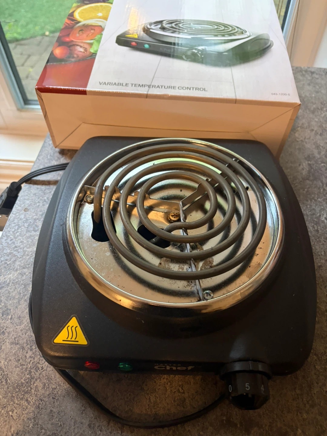 Master Chef Single-Burner Cooktop