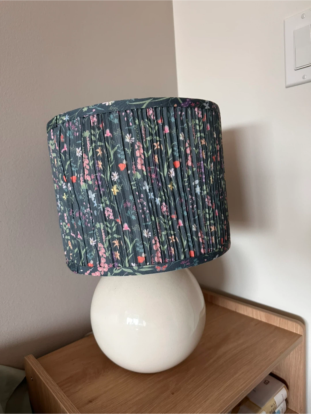 Bedside/Table Lamp with Floral Pleated Shade - photo 2