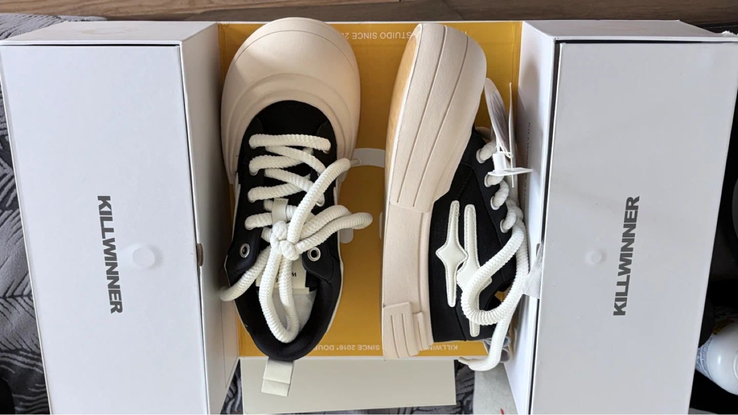 KILLWINNER Black & Cream Lace-Up Sneakers - photo 3