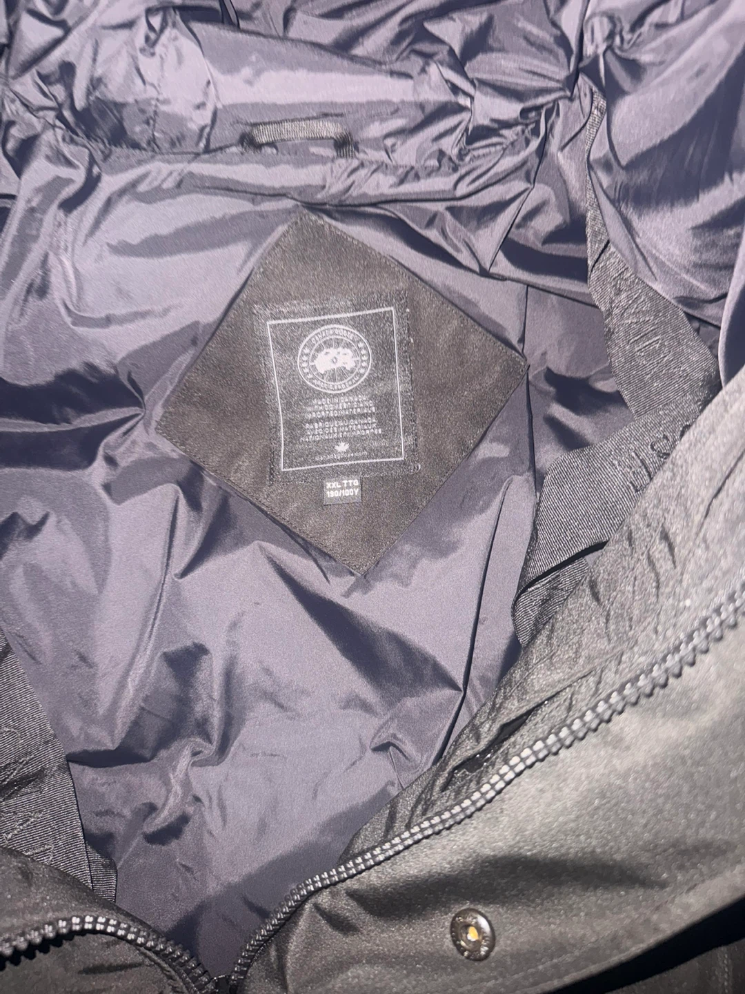 Canada Goose Puffer Jacket - photo 2