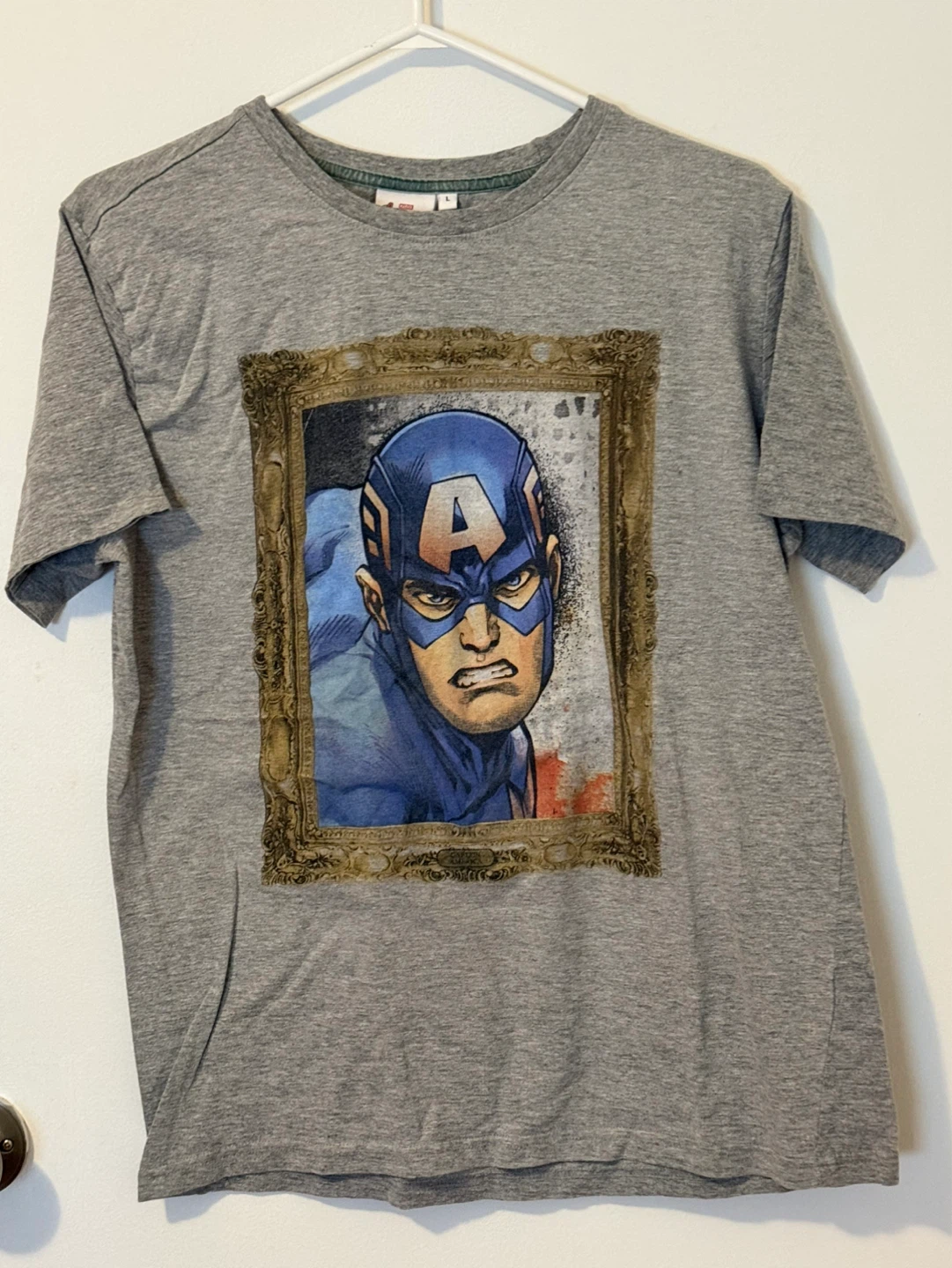 Vintage Marvel Avengers Captain America Graphic T-Shirt