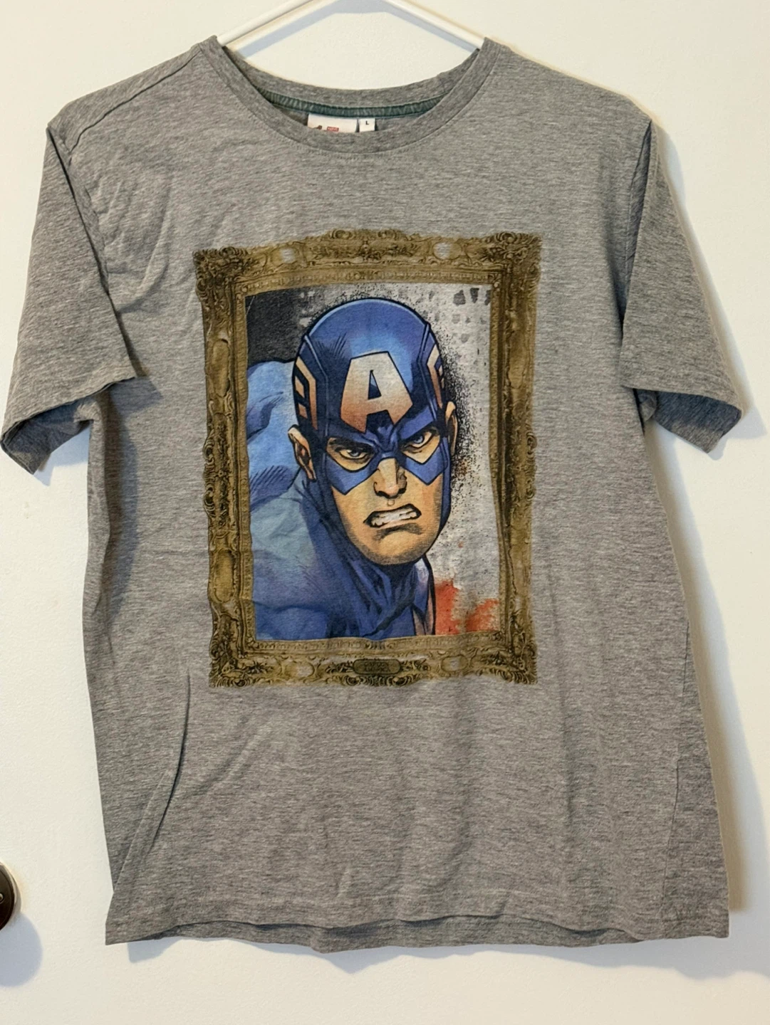 Vintage Marvel Avengers Captain America Graphic T-Shirt - photo 2