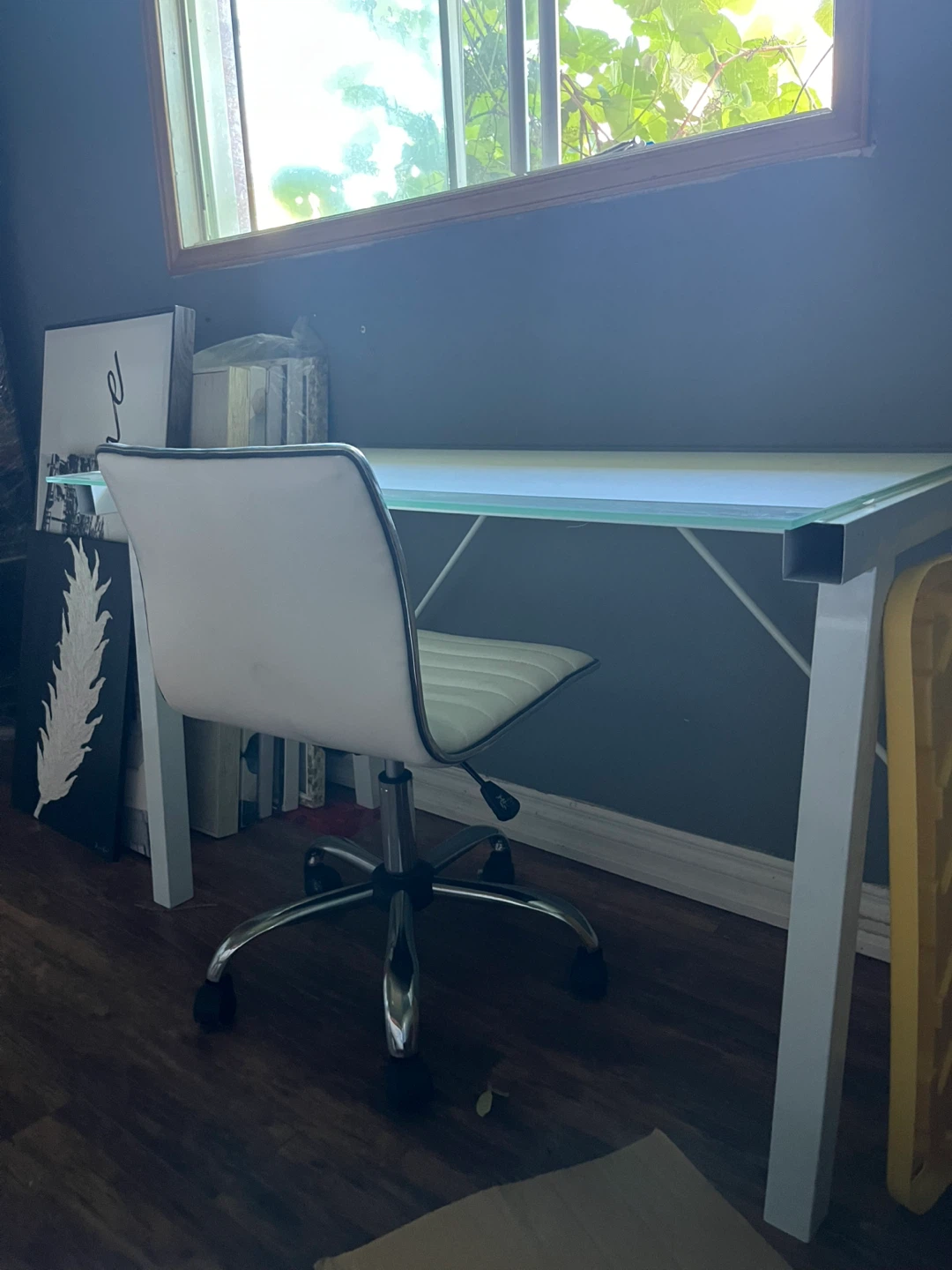 White and Glass Desk with Swivel Chair - photo 2