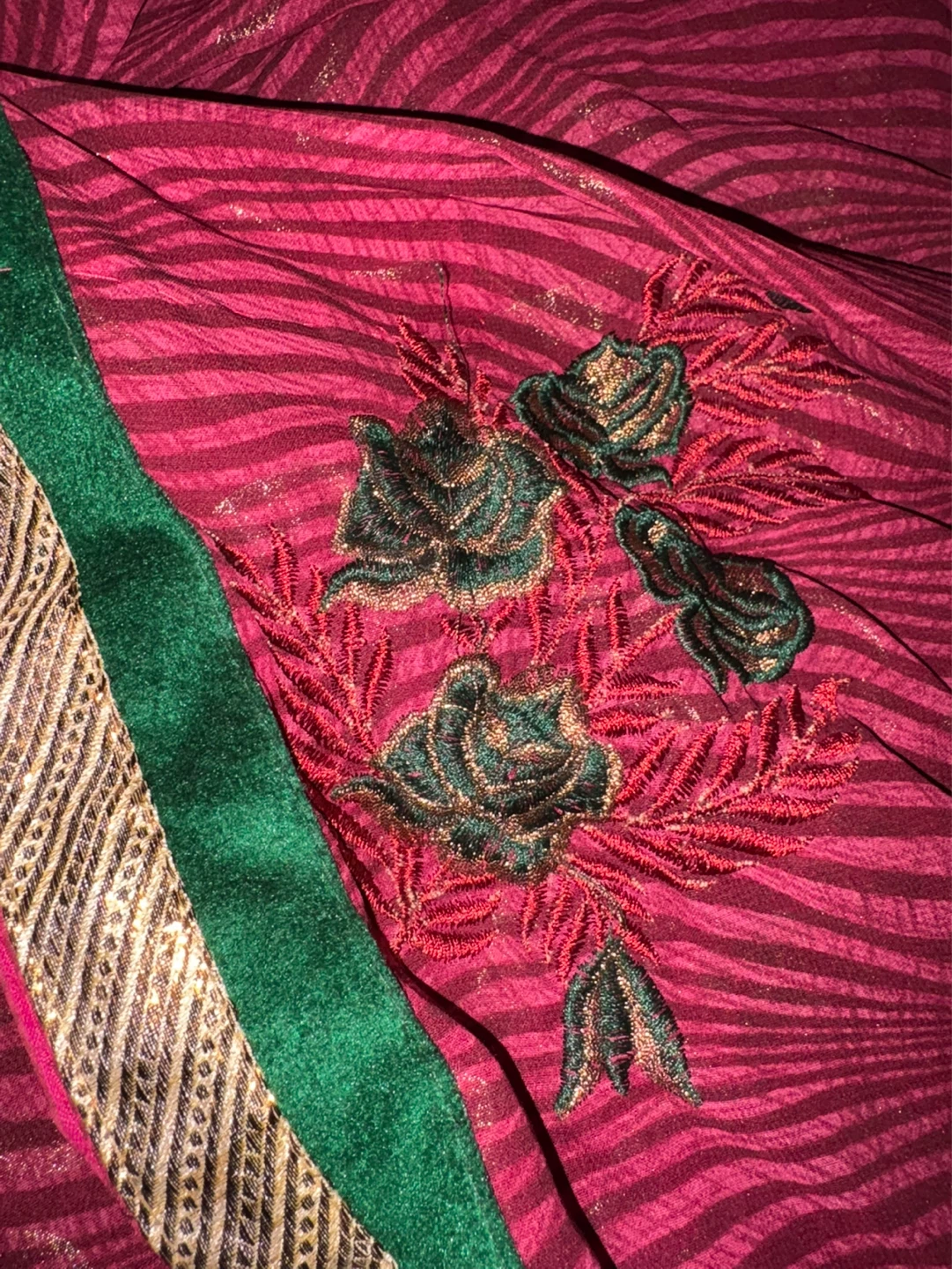 Pink Embroidered Sari - photo 2