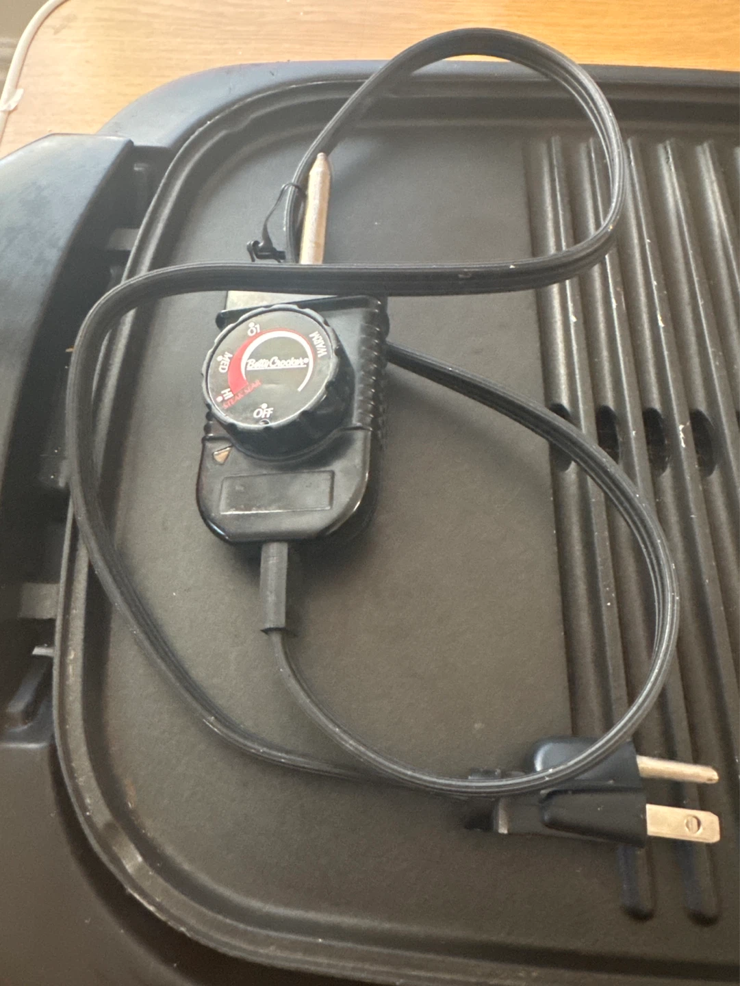 Betty Crocker Electric Grill - photo 2
