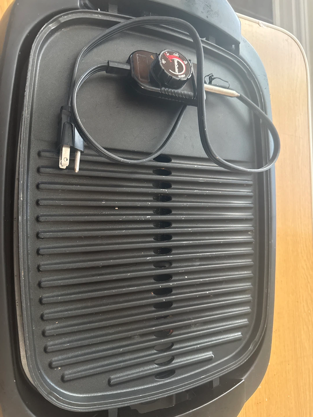 Betty Crocker Electric Grill - photo 4