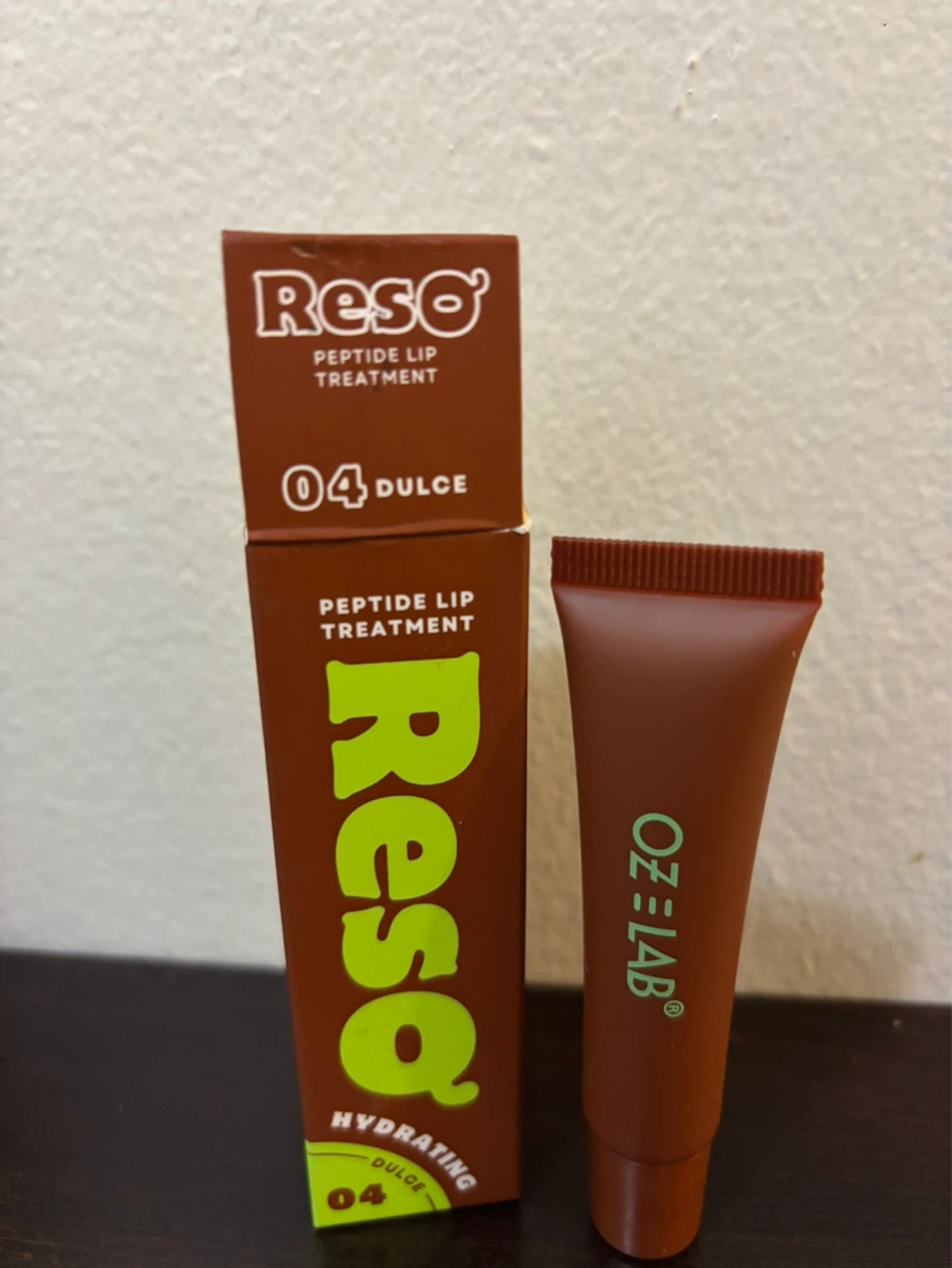 NEW-ResQ Peptide Lip Treatment in shade Dulce