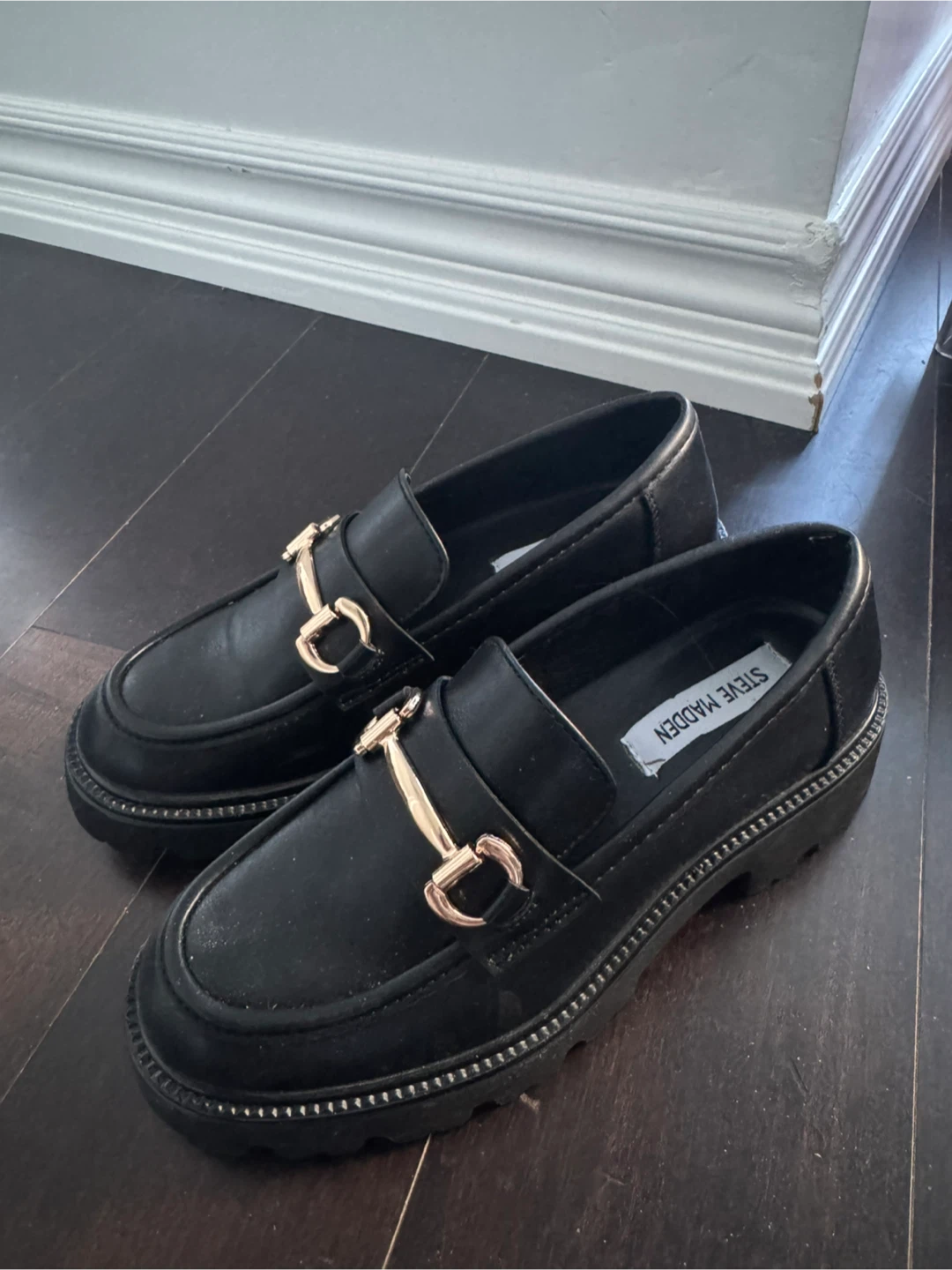 Steve Madden Black Loafers with Gold Hardware - photo 2