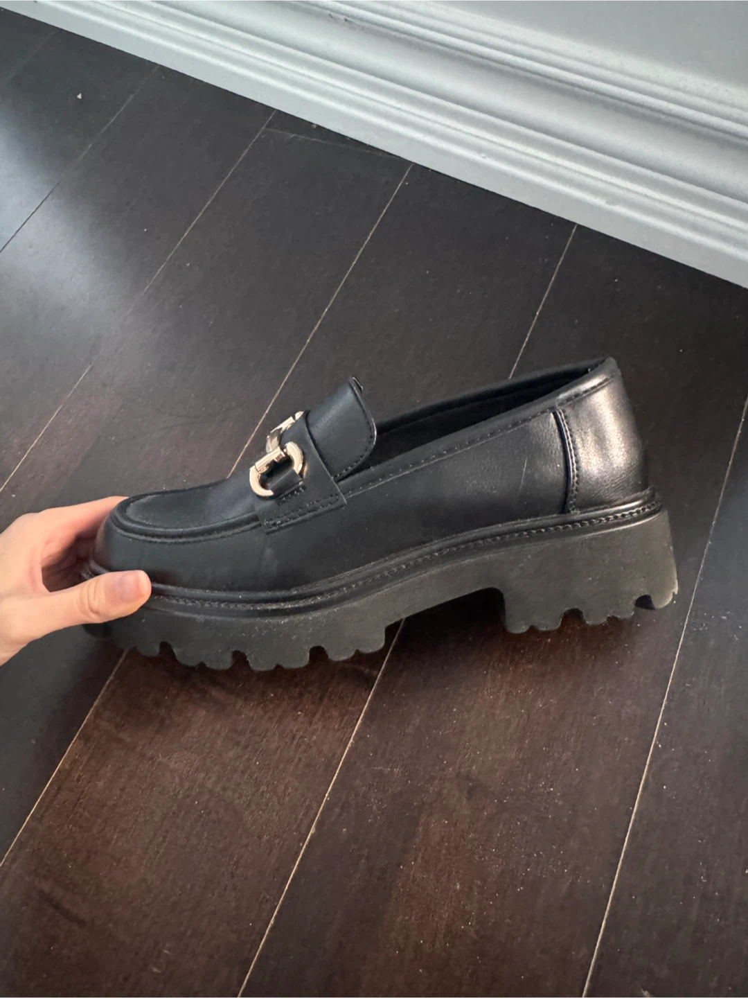 Steve Madden Black Loafers with Gold Hardware - photo 3