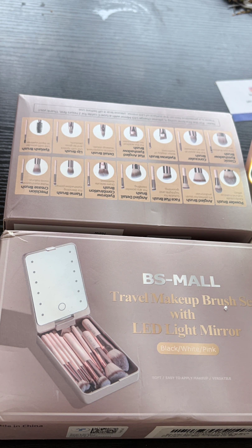 BS-MALL Travel Makeup Brush Set with LED Light Mirror - photo 3